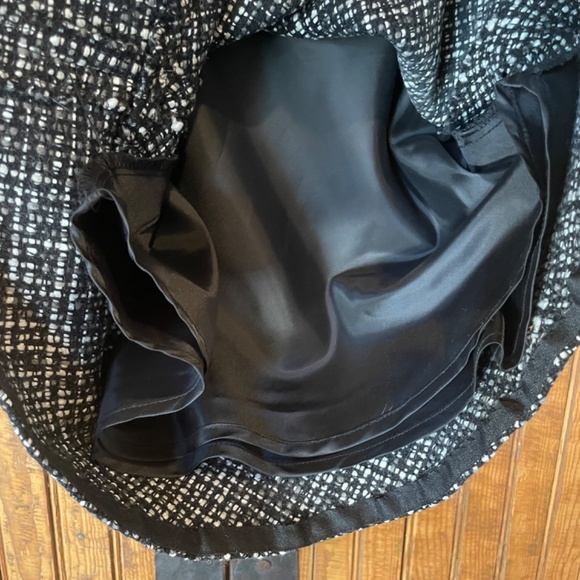 Gap Wool Blend Tweed Flared Skirt with Velvet Trim and Lined - Size 4 - Picture 8 of 10